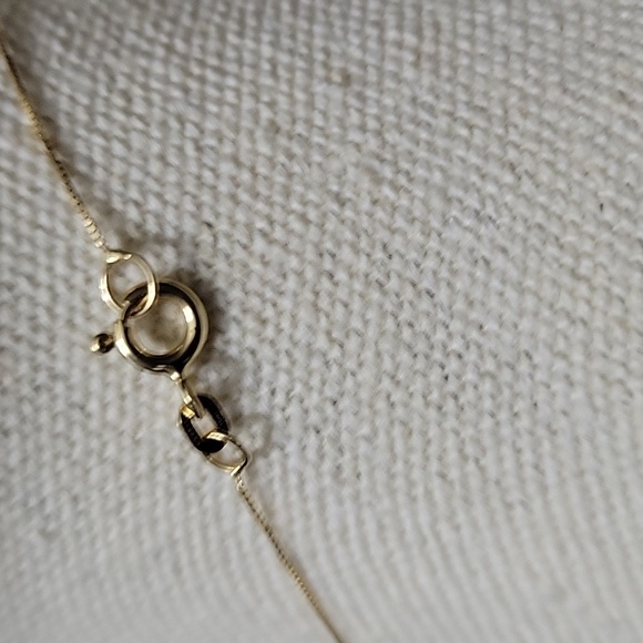 14K SOLID YG INITIAL E  CHARM W BOX CHAIN NECKLACE NWT GOLDEN CLEF - Picture 5 of 7